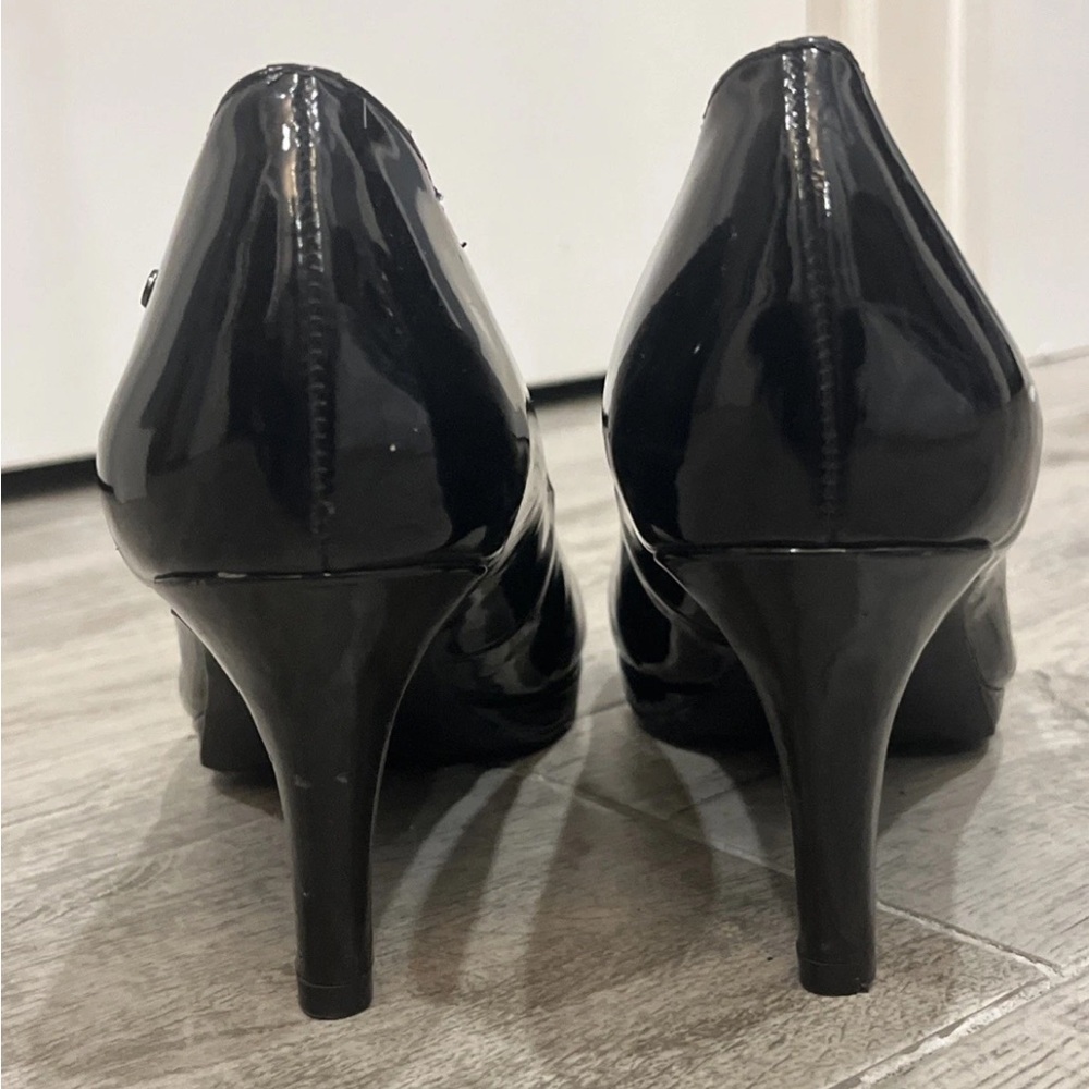 Etienne Aigner Women’s Drew Pumps Size 8 M Black‎ Patent Leather Slip-On Heels - Picture 6 of 11